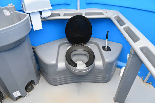 Best Wedding porta potty rental  in Menomonee Falls, WI