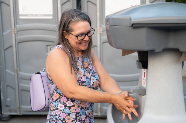 Best Emergency porta potty rental  in Menomonee Falls, WI
